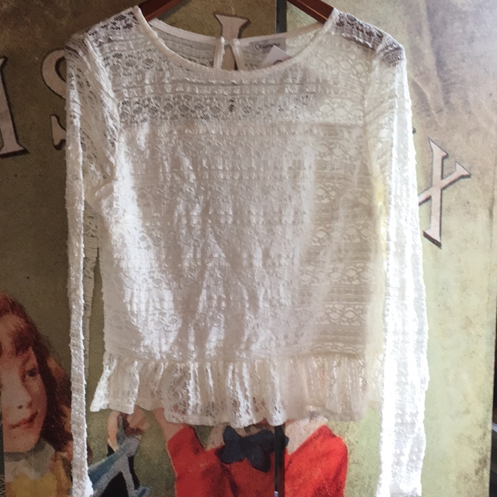 NWT Button back ivory lace top